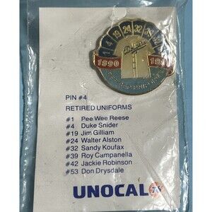 LA Dodgers Retired Numbers Unocal Pin #4 of set -New old stock Pin